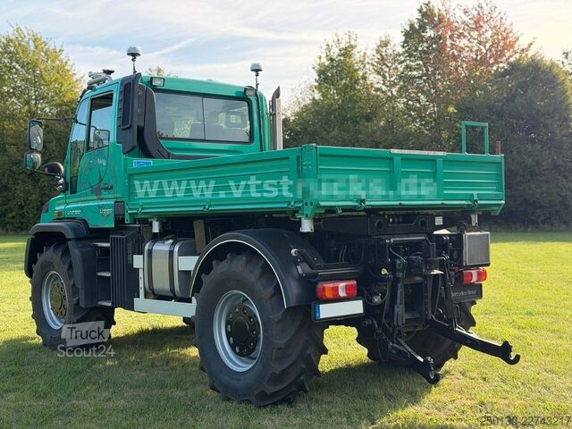 Autoutilitară basculantă UNIMOG Mercedes-Benz 530 LOF Agrar DSK *Top Zustand*
