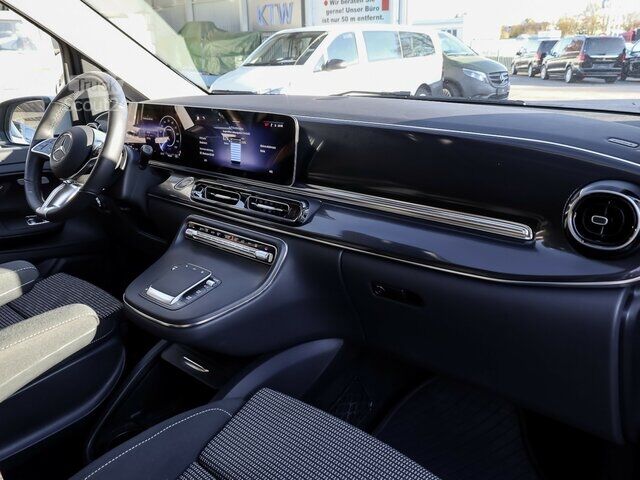 Minibus Mercedes-Benz EQV 300 lang,7Sitze,2Schiebetüren,Distronic,LED