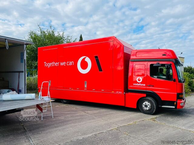 Infomobil PromoVAN PromoTRUCK PromoLKW Mercedes-Benz mobiler Messestand Messefahrzeug Showroo