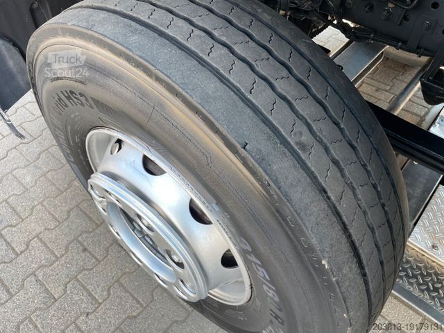 Τρίπλευρο ανατρεπόμενο φορτηγό MERCEDES-BENZ AROCS 2536 6x2*4 Kipper Kran HIAB