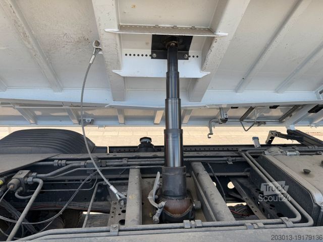 Lastebilmontert kranbil MERCEDES-BENZ ATEGO 818 4x2 Euro 6 Kipper Kran FASSI F65B.0.22