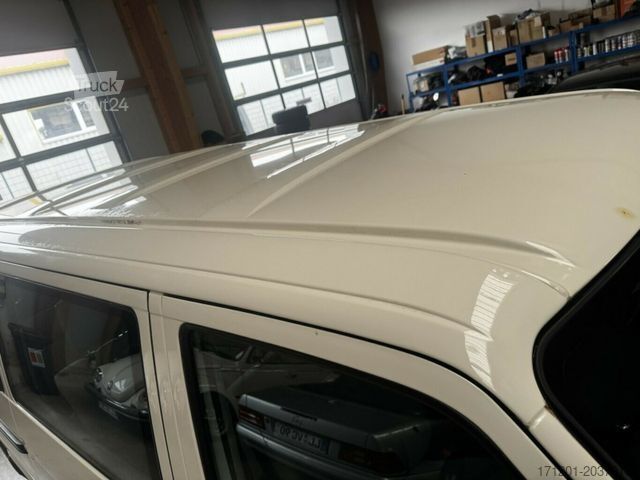 Minibus VOLKSWAGEN T4 Caravelle 2.5 TDI Syncro Sperre 1. Hand!