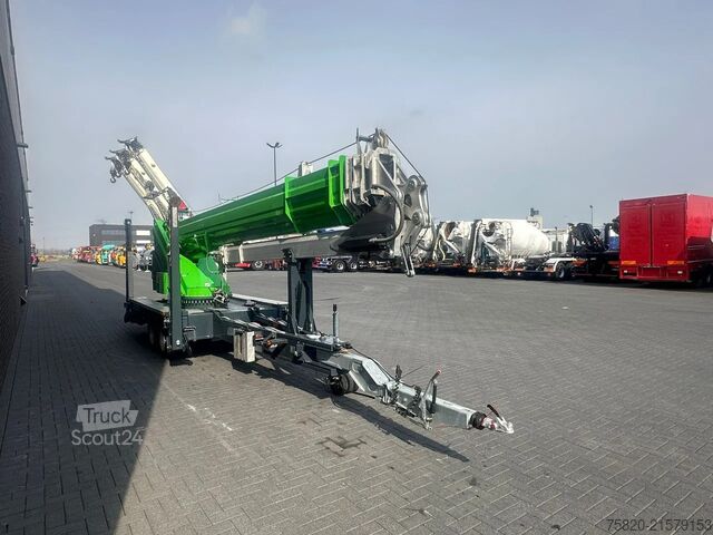 Terénny žeriav Böcker AHK 36/2400 MONTAGE KRAAN/KRAN/GRUA /CRANE  URE...