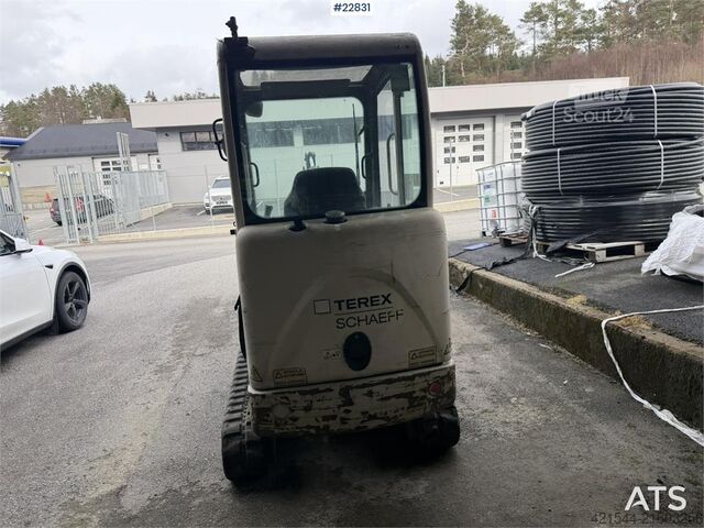 мини багер Terex HR1.6 with bucket