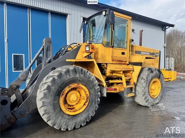 товарач Volvo L120C Wheel Loader with Bucket WATCH VIDEO