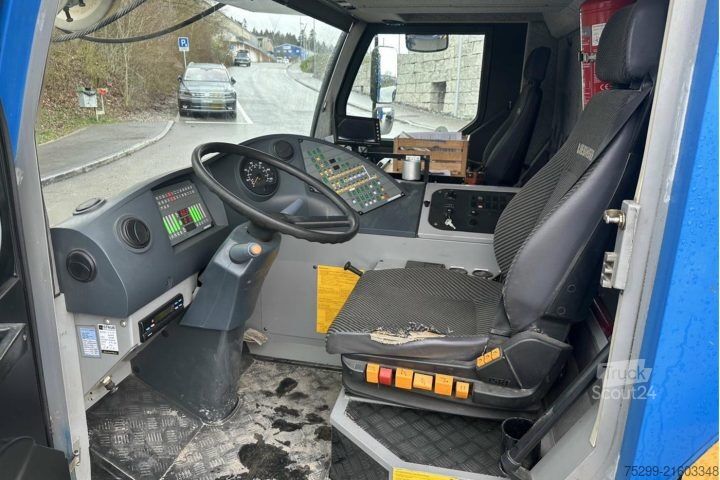 Truck mounted crane Liebherr MK100-UMK500 Mobilbaukran / Swiss-Vehicle