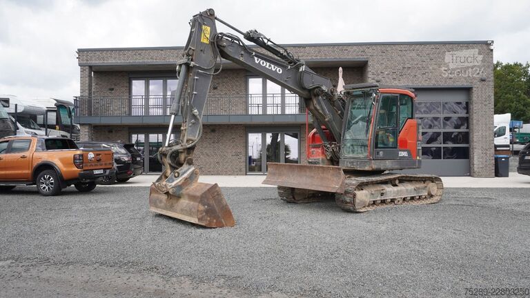 Kettenbagger VOLVO ECR145EL Kettenbagger Verstellausleger  OilQuick