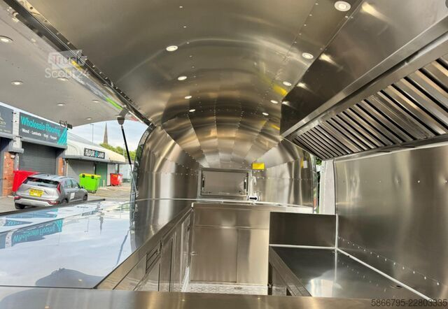 торговий причіп Airstream Food Truck Imbissanhänger Foodtruck