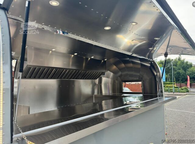 торговий причіп Airstream Food Truck Imbissanhänger Foodtruck