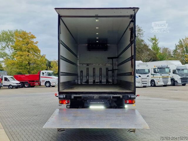 Trasporto refrigerato/congelato Iveco EuroCargo 180 320 Frigo Carrier supra 850 nordi...