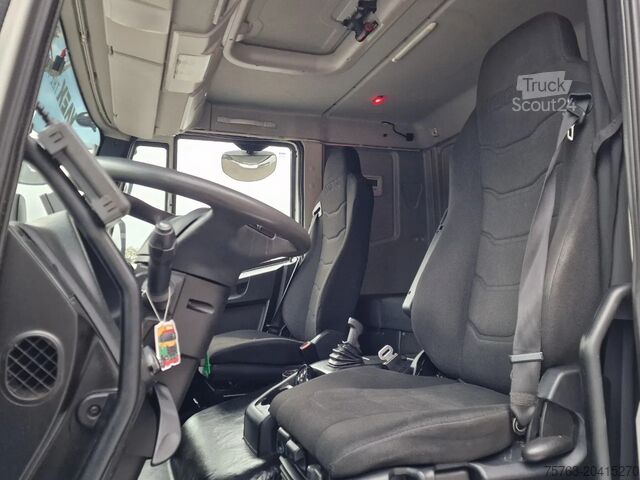 Trasporto refrigerato/congelato Iveco EuroCargo 180 320 Frigo Carrier supra 850 nordi...