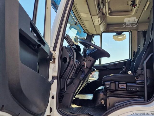 Trasporto refrigerato/congelato Iveco EuroCargo 180 320 Frigo Carrier supra 850 nordi...