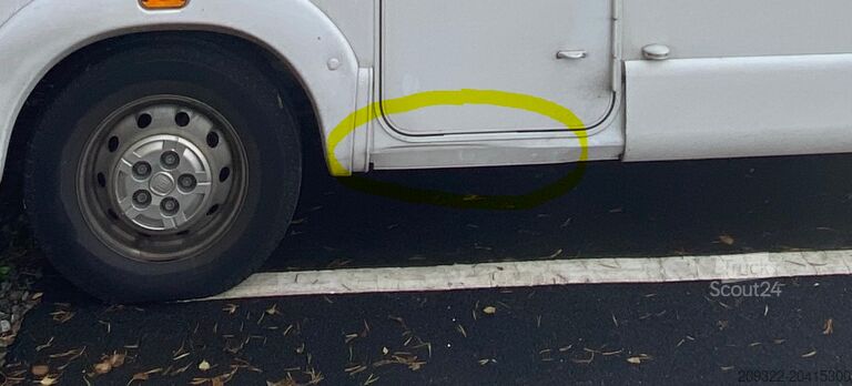 Częściowo zintegrowany kamper Fiat Ducato Carasuite 650 MF 5 | 5 Posti Letto | Semintegrato