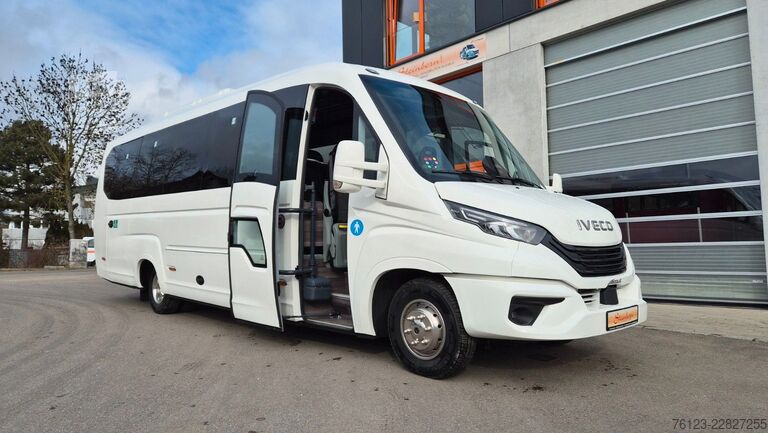 حافلة صغيرة IVECO 2x Daily 70 Lagerfahrzeug Ferqui Sunrise 2,5 m B