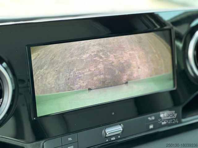 Car carrier van MERCEDES-BENZ Sprinter 519 CDI CAZOO Sportwagentransporter