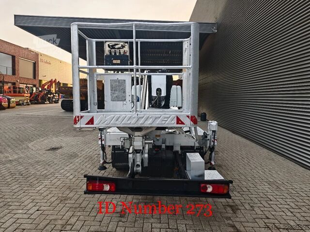 Zvedací plošina Nissan Cabstar 35.13 NT400 Multitel MX 250