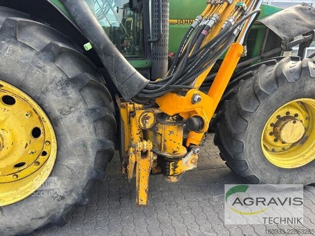Traktor John Deere JOHN DEERE