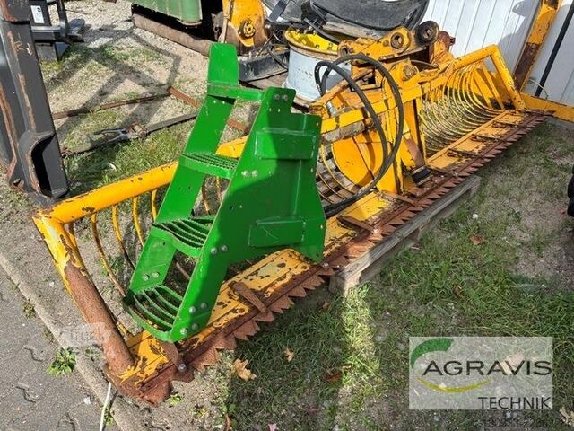 Traktor John Deere JOHN DEERE