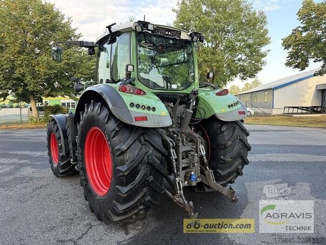 Traktor Fendt 720 VARIO S4 Profi Plus