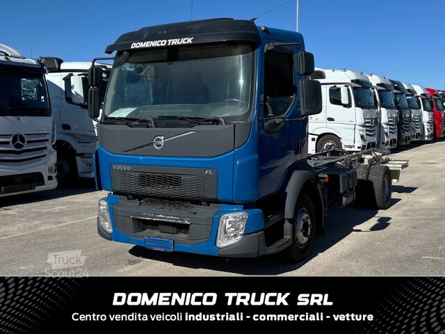 Autocarro con cassone Volvo FL 210