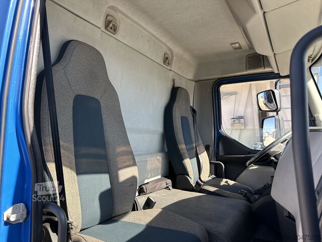 Autocarro con cassone Volvo FL 210
