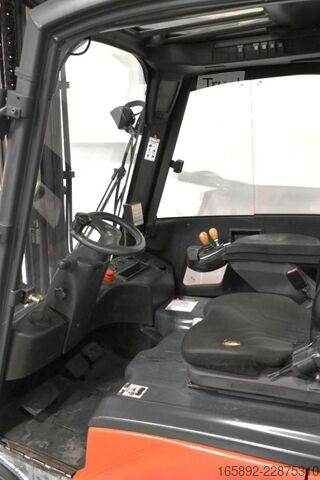 Gaffeltruck Linde E 16 386