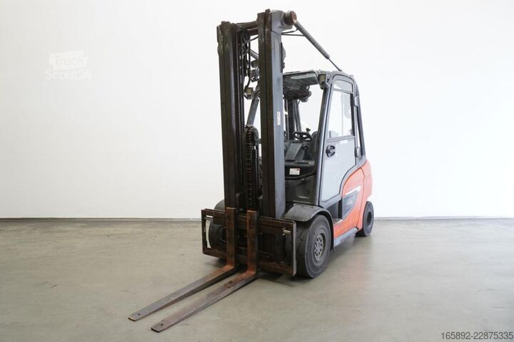 šakinis krautuvas Linde H 30 D 1202