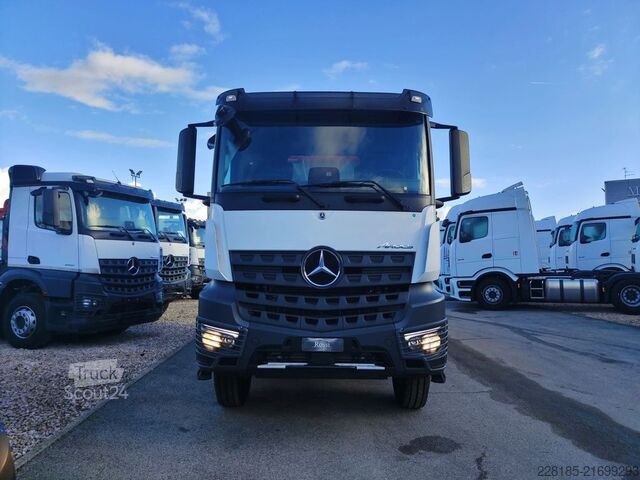Sklápěcí vůz MERCEDES - VEICOLI Arocs  4148 K 8x4/4