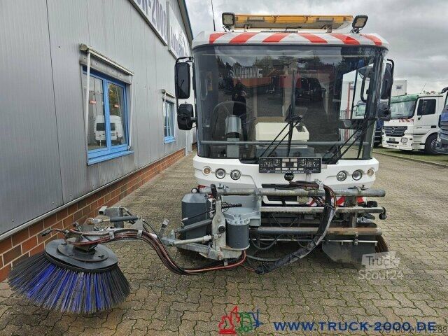 Подметальная машина Ravo Ravo 580 3 Besen HD- Reiniger mit Lanze 70 km/h