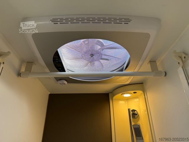 Halvintegreret autocamper ADRIA 670SL Matrix Plus ~ viele Extras...