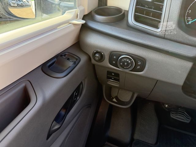 Daļēji integrēta kemperis CHAUSSON 640 Titanium Ultimate ~ START KLAR MJ `24