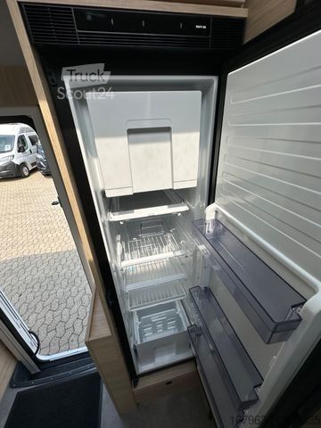 Half-integraal camper CHAUSSON 640 Ultimate Line ~ viele Extras `26