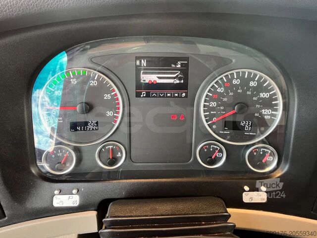 Tur aracı Neoplan Skyliner