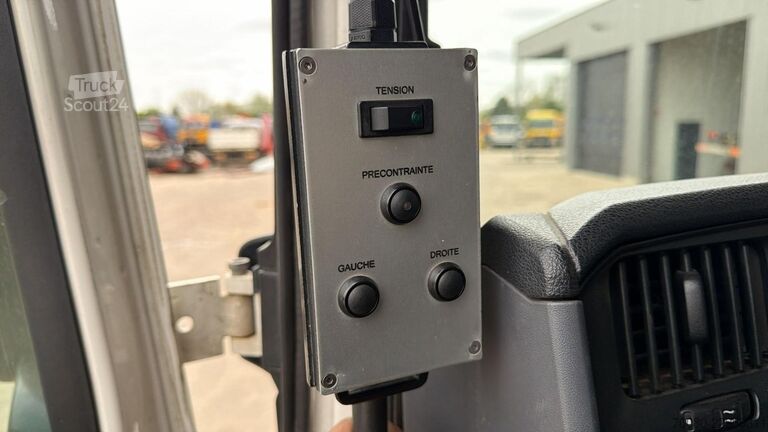 Standard-SZM Scania R580 (EURO 6 / FRENCH TRUCK / BIG HUB / 6X4 / T...