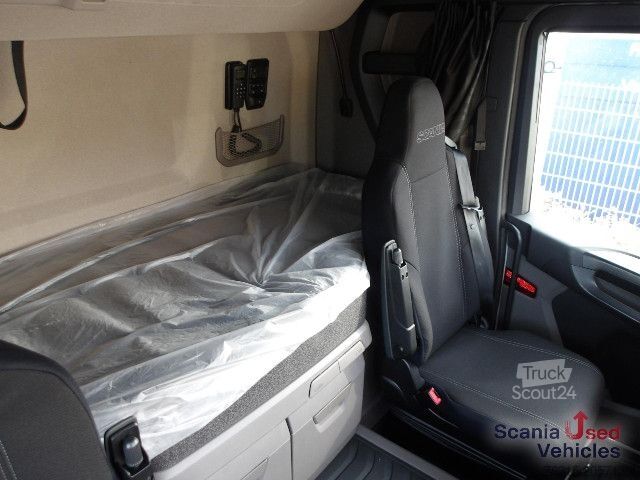 Trator de grande volume Scania R 460 EB - MEGA - HIGHLINE - 2x TANKs - ACC