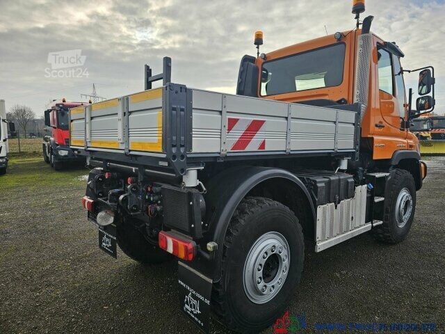 Spezial-LKW Unimog U423 Front Zapfwelle + Arbeitsplatte + EasyDrive