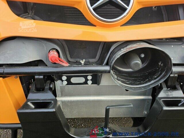 Spezial-LKW Unimog U423 Front Zapfwelle + Arbeitsplatte + EasyDrive