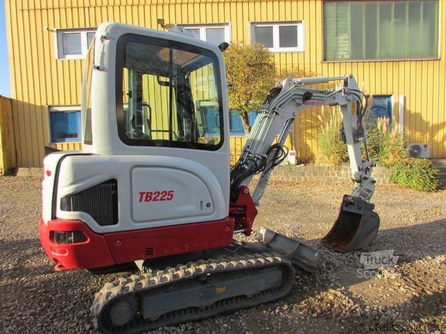 Mini ekskavatör TAKEUCHI TB 225 V3 Minibagger 30.500 EUR