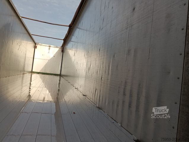 Návěs s pohyblivou podlahou REISCH RSBS35/24LK 92m3WalkingFloor SAF Disc Boden Top