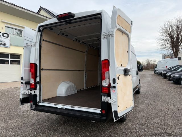 Dodávka s vysokou střechou OPEL MOVANO NEW MODEL L4H2 Kasten Kamera, Navi, Apple