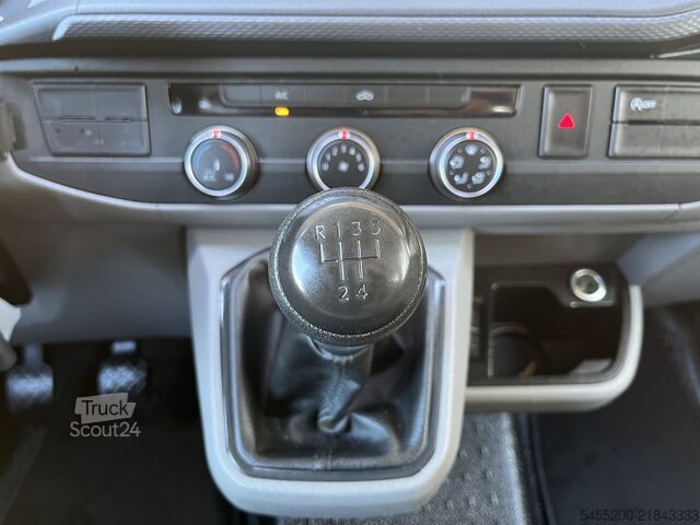 Platforma ładunkowa VW Transporter 2.0 TDI L2H1 DC Open laadbak Pick-u...