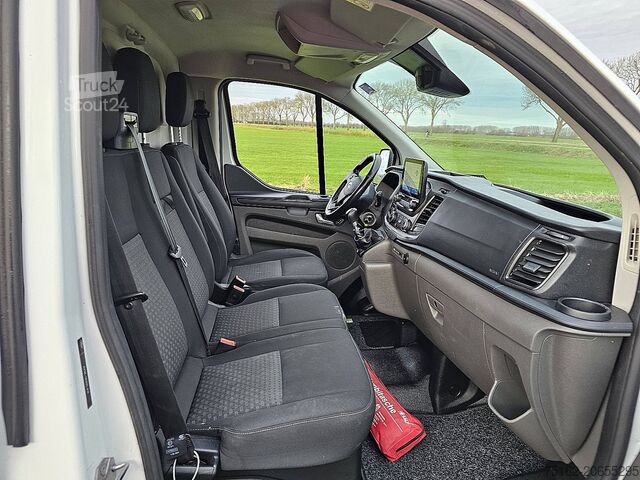 Kombi med högt tak FORD TRANSIT CUSTOM 2.0 L2H1 Navi Euro6