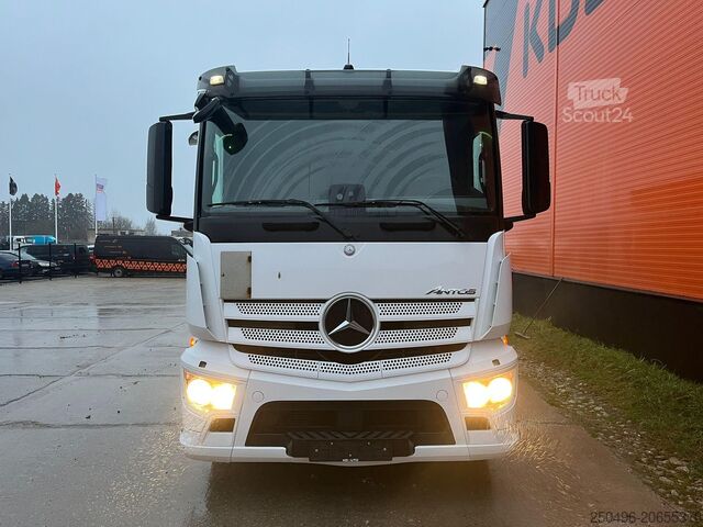 Transportēšana saldētavā/aizsaldētavā Mercedes-Benz Antos 2543 6x2*4 Mitsubishi / BOX L=7573 mm