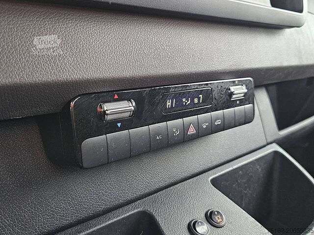 Camion à plateau avec grue MERCEDES-BENZ SPRINTER 514 ac automaat EURO6