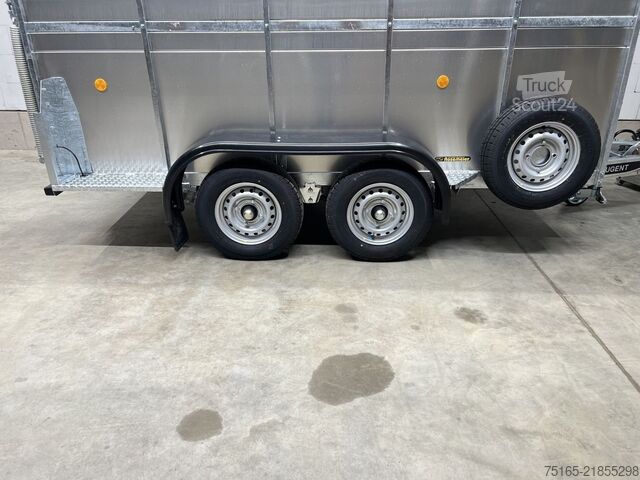 Boskapstrailer Nugent L3015S Viehanhänger
