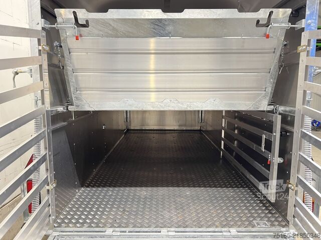 Boskapstrailer Nugent L4318H-H-SD Viehanhänger