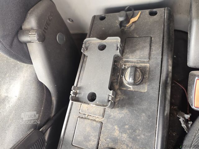 VİNÇ Iveco EuroCargo 80-220