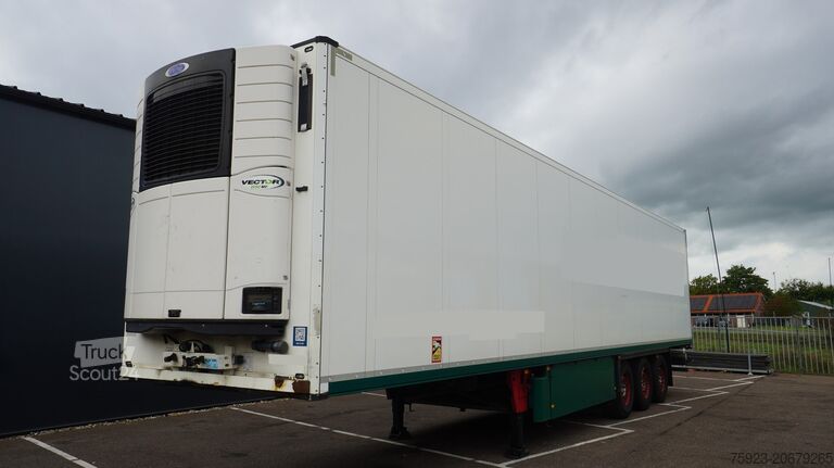 Kølet/frosset transport Schmitz Cargobull 3 AXLE FRIGO TRAILER BI-TEMP