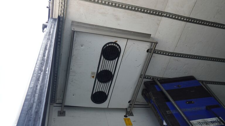 Refrigerated/frozen transport Schmitz Cargobull 3 AXLE FRIGO TRAILER WITH THERMO KING SLX I BI-...