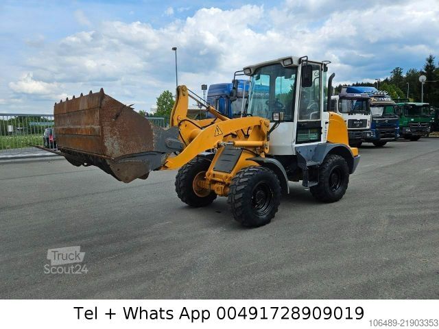 Krautuvas Liebherr 506 Schnellwechsler/Klappschaufel +Gabel